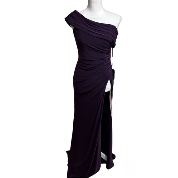 IEENA FOR MAC DUGGAL FOLD OVER ONE SHOULDER GOWN WOMEN DEEP PURPLE SIZE 2 NEW - Picture 1 of 12